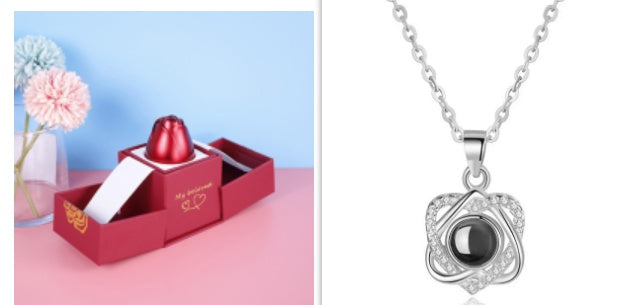 Cadeaux de Saint-Valentin Tendance : Boîte à Bijoux en Métal avec Rose et Collier