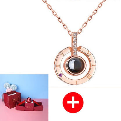 Cadeaux de Saint-Valentin Tendance : Boîte à Bijoux en Métal avec Rose et Collier